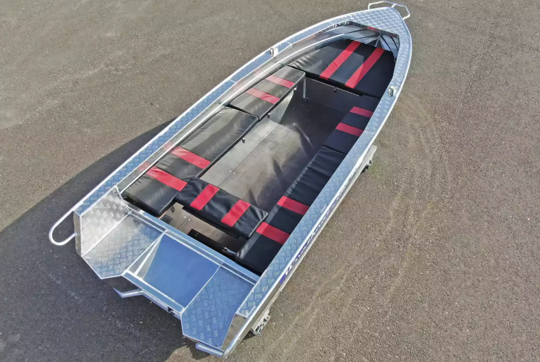Алюминиевая лодка Wyatboat-390РМ увеличенный борт в Новокузнецке