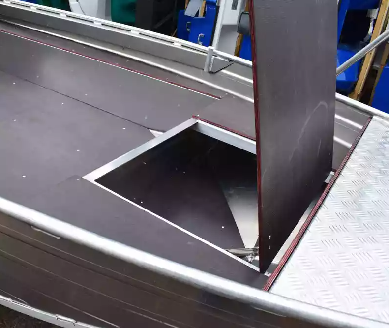 Алюминиевая лодка  Wyatboat-430 Master в Новокузнецке