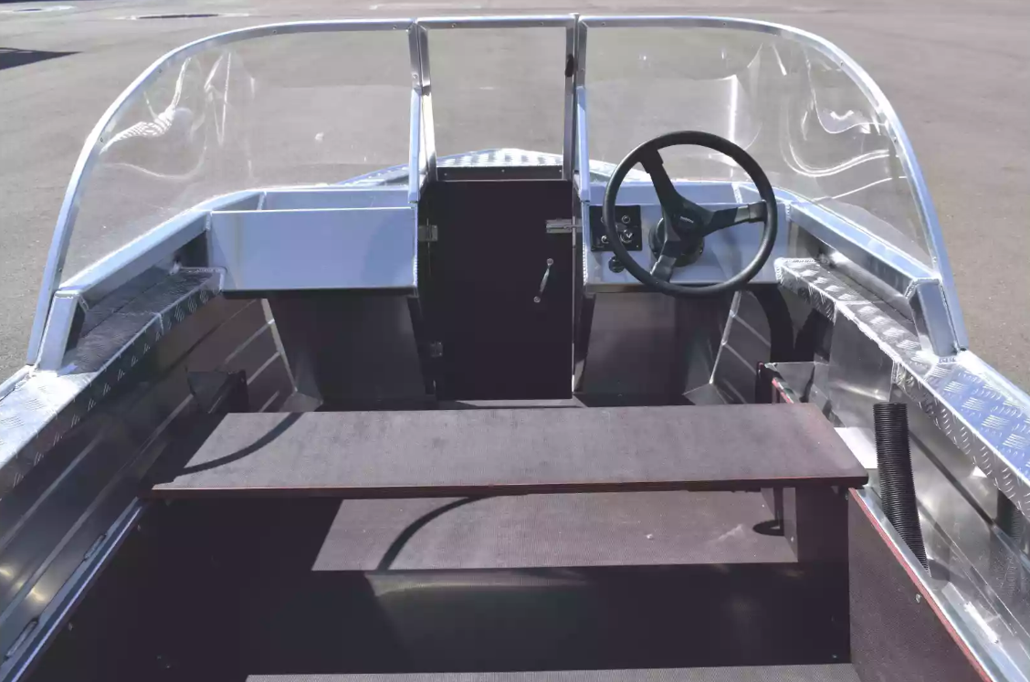 Алюминиевая лодка Wyatboat-390 DCM в Новокузнецке
