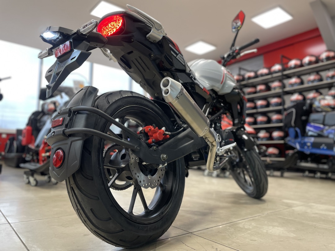 Мопед PROMAX CB150R (49) в Новокузнецке