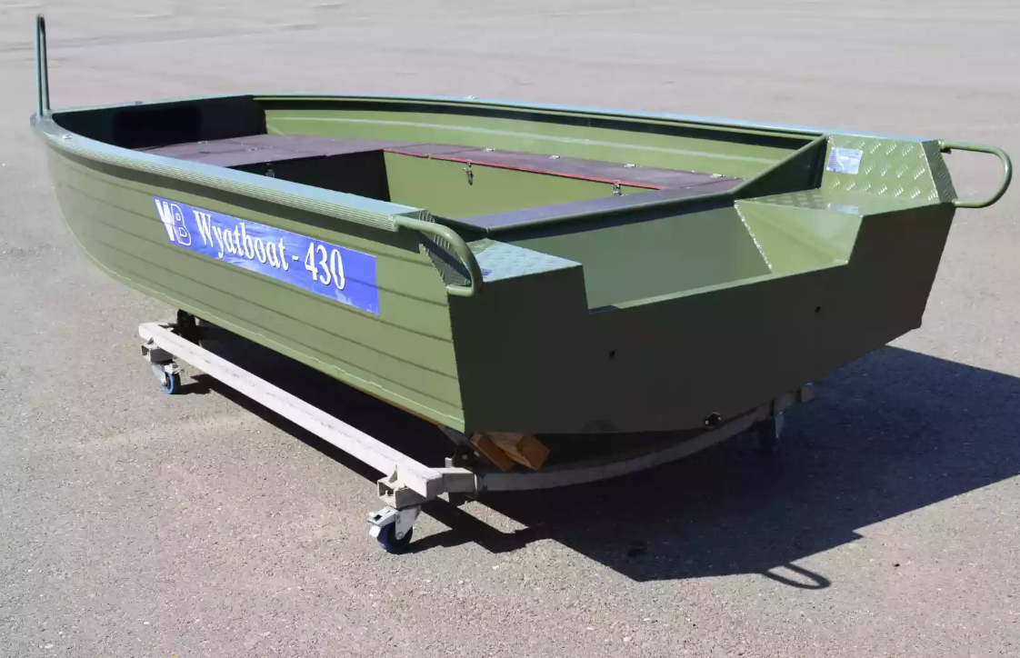 Алюминиевая лодка  Wyatboat-430 Master Fish в Новокузнецке