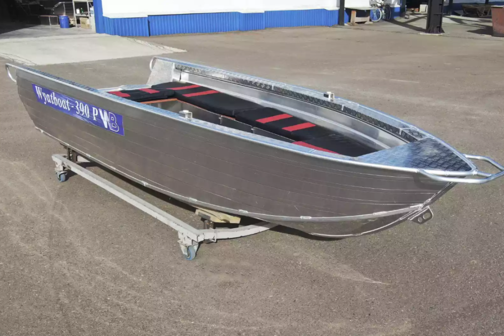 Алюминиевая лодка Wyatboat-390РМ увеличенный борт в Новокузнецке