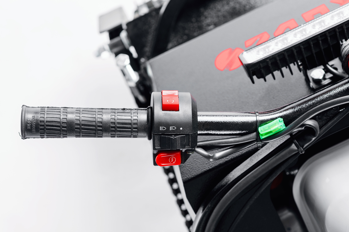 МОТОБУКСИРОВЩИК IKUDZO 1100/380 К8 в Новокузнецке