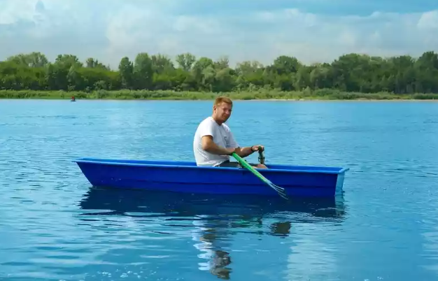 Стеклопластиковая лодка Малютка в Новокузнецке