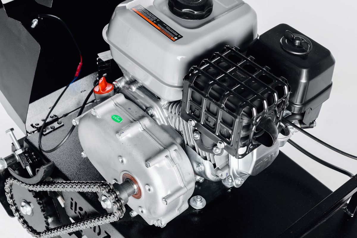 МОТОБУКСИРОВЩИК IKUDZO 1100/380 К8 в Новокузнецке