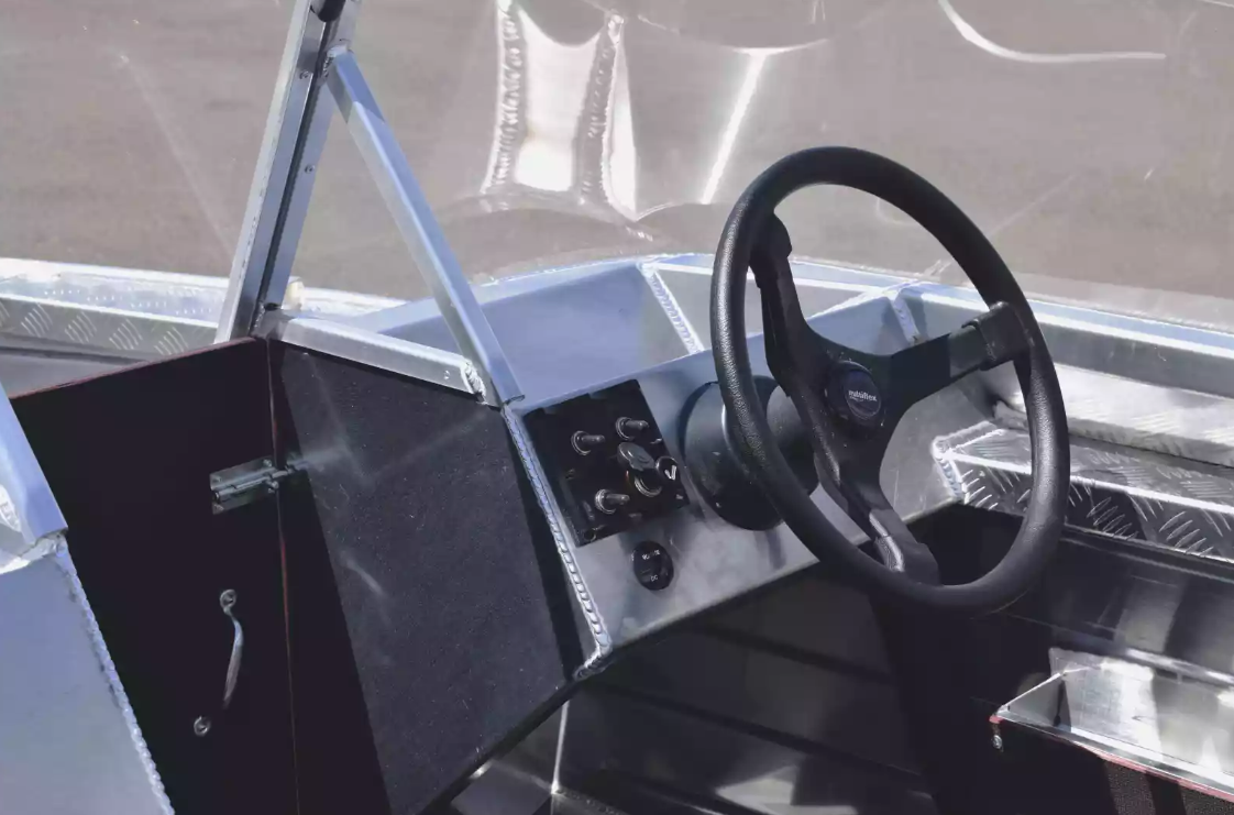 Алюминиевая лодка Wyatboat-390 DCM в Новокузнецке