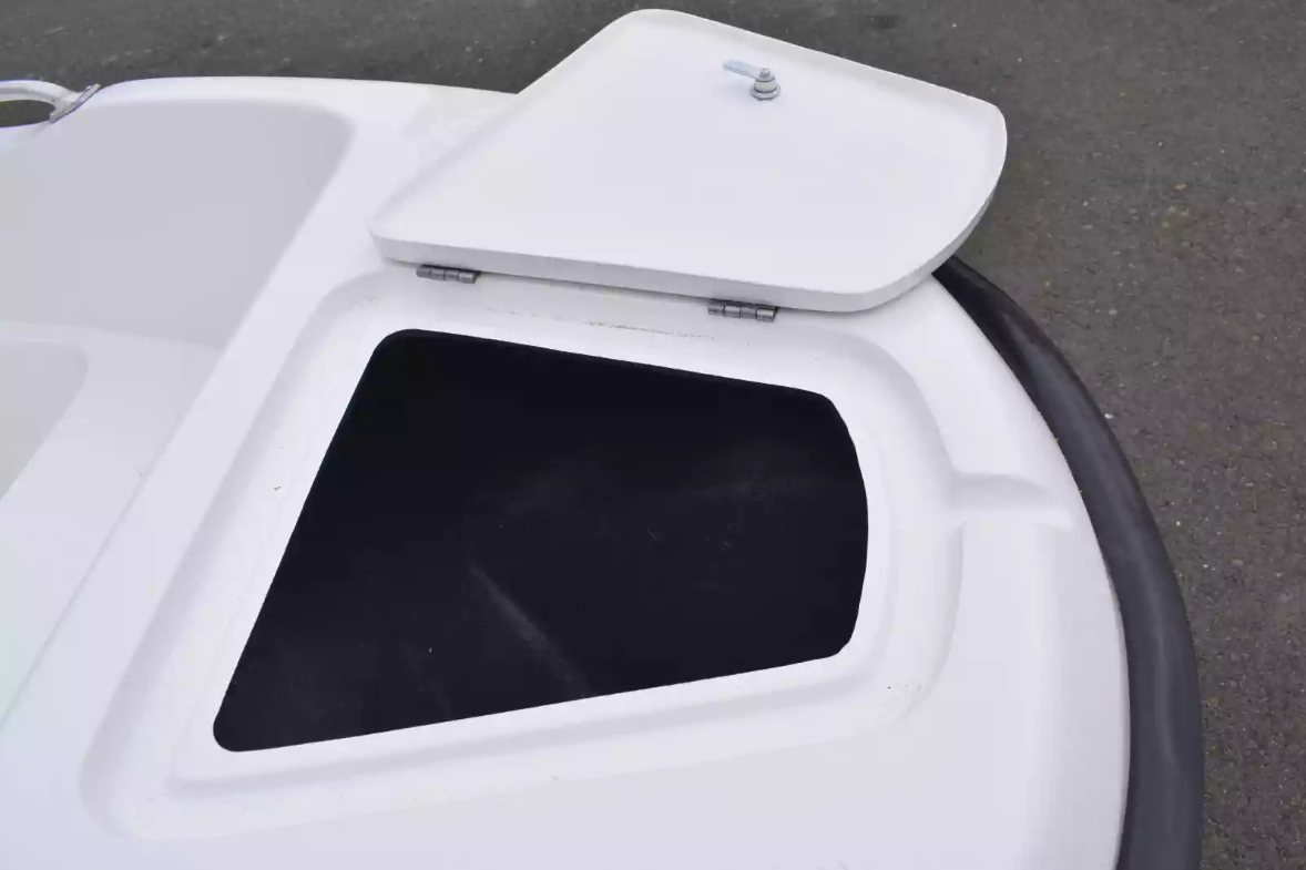 Стеклопластиковая лодка Пингвин New (тримаран) в Новокузнецке