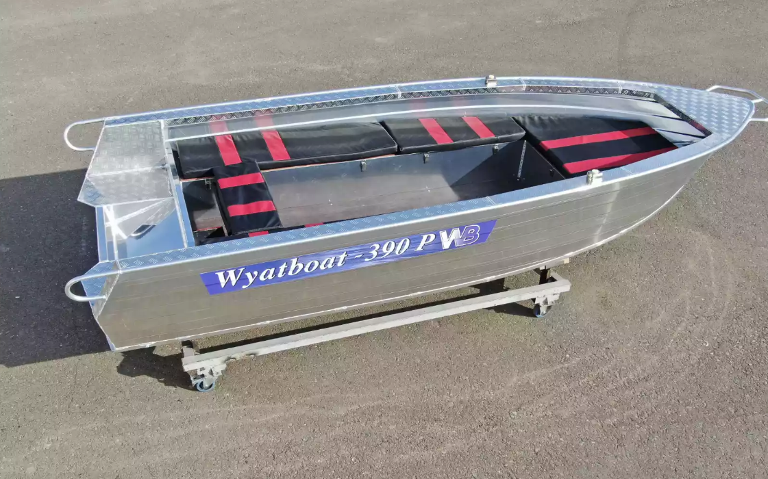 Алюминиевая лодка Wyatboat-390РМ увеличенный борт в Новокузнецке