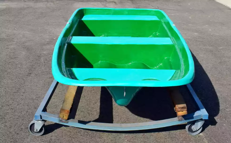 Стеклопластиковая лодка Старт (тримаран) в Новокузнецке