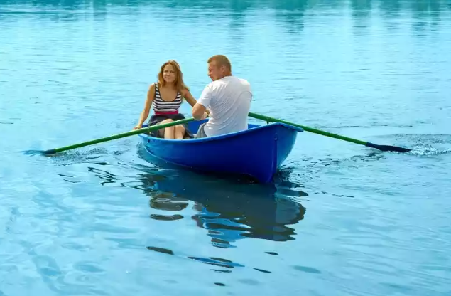 Стеклопластиковая лодка Дельфин в Новокузнецке