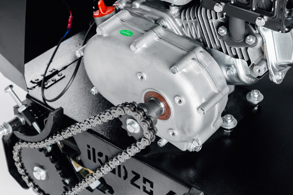 МОТОБУКСИРОВЩИК IKUDZO 1100/380 К8 в Новокузнецке