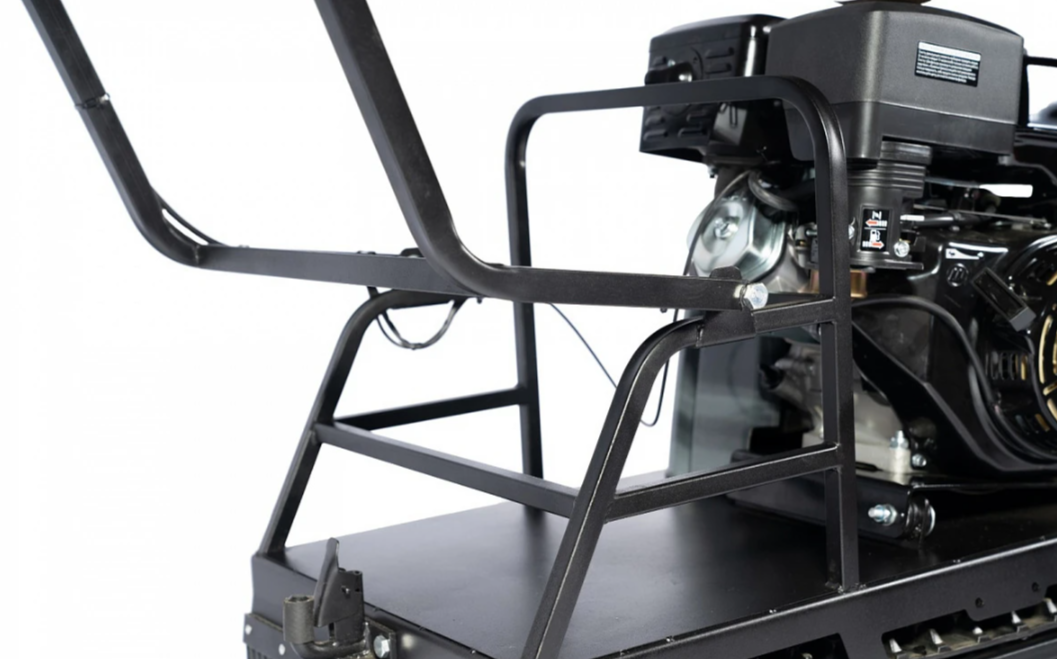 Мотобуксировщик БУРЛАК-M2 LFK 15 л.с. э/с Промысловик в Новокузнецке