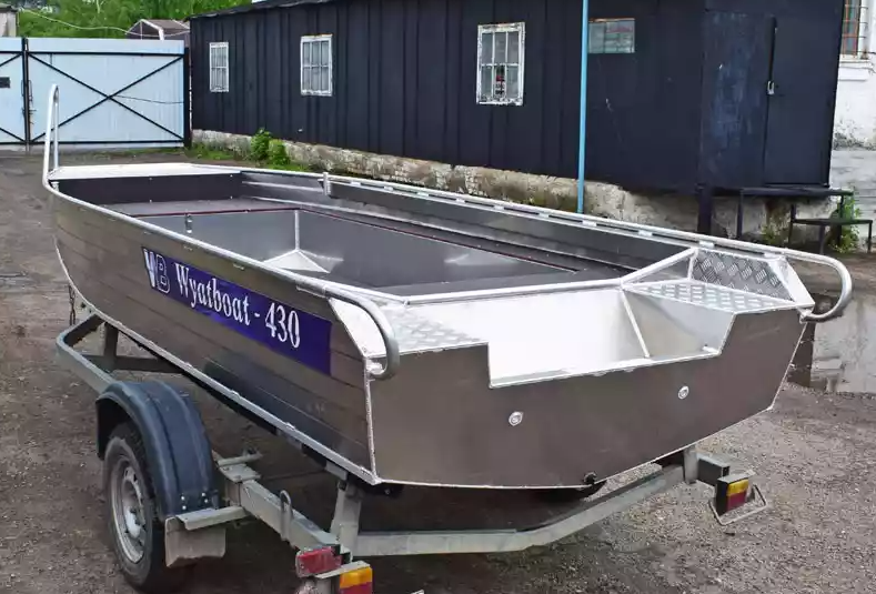 Алюминиевая лодка  Wyatboat-430 Master в Новокузнецке