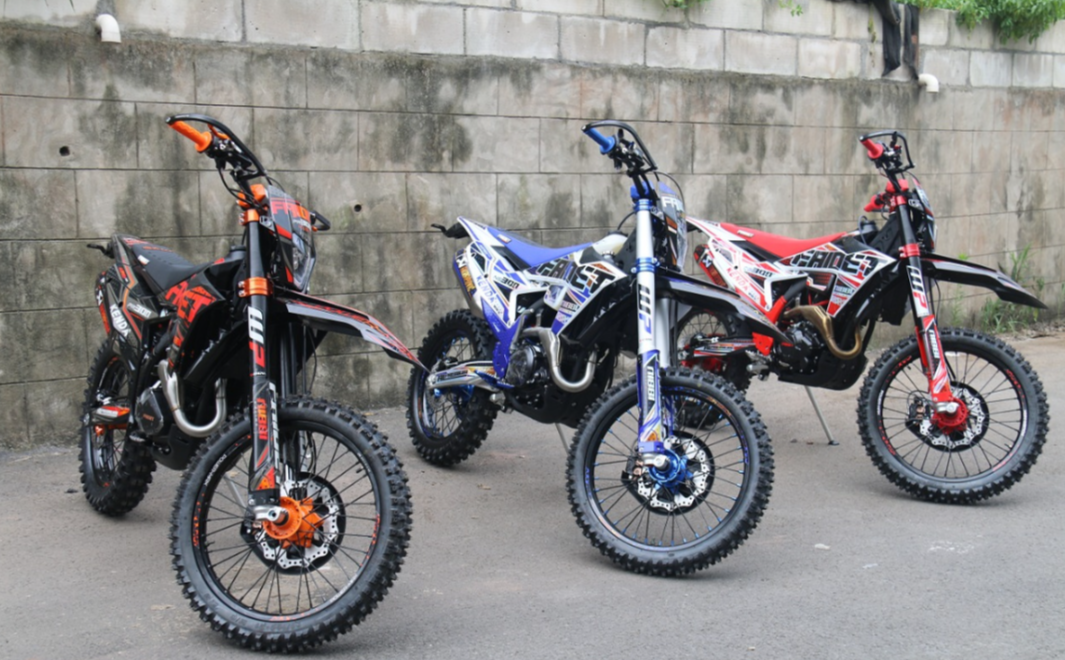 Кроссовый мотоцикл FAIDET NC300S ULTRA KKE в Новокузнецке