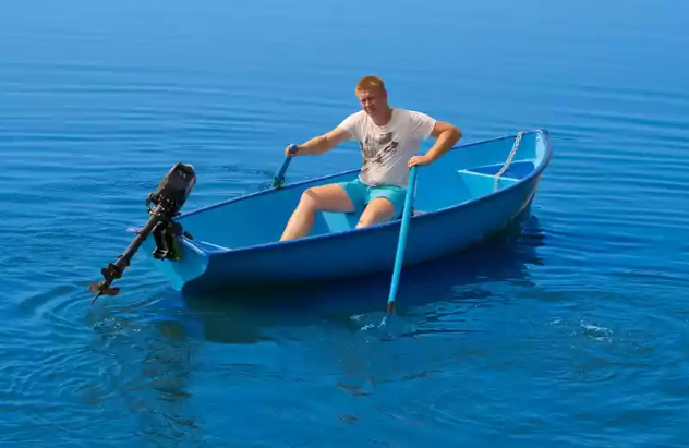 Стеклопластиковая лодка Омуль в Новокузнецке