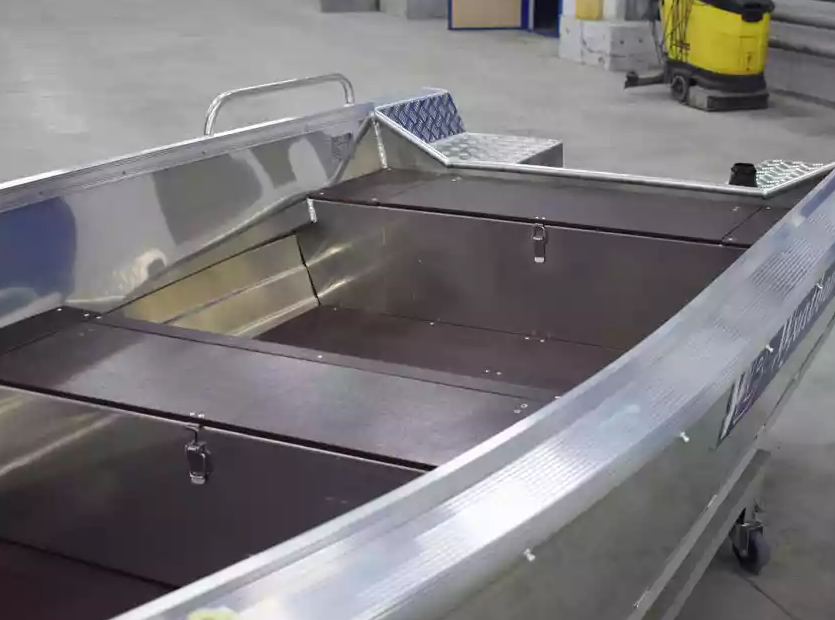 Алюминиевая лодка  Wyatboat-430 Р в Новокузнецке