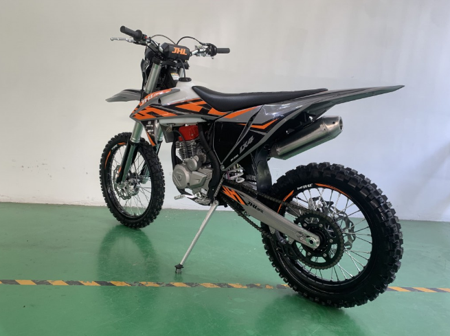 Мотоцикл JHLMOTO JHL LX4 CB300RL (175FMN) в Новокузнецке