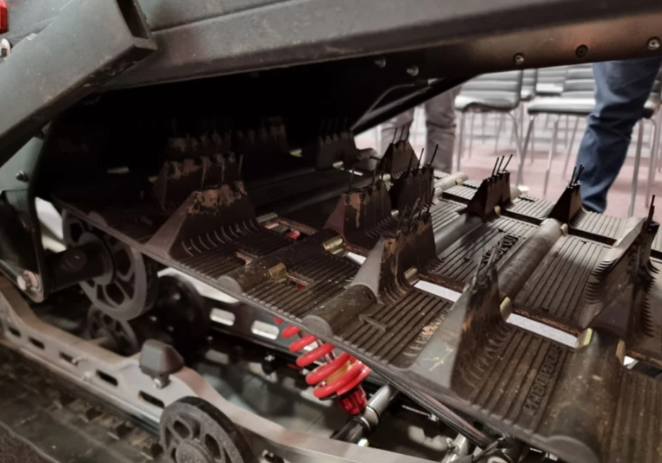 Снегоход AODES Siberiacross 1000 SWT 600mm LCD 6.8 в Новокузнецке