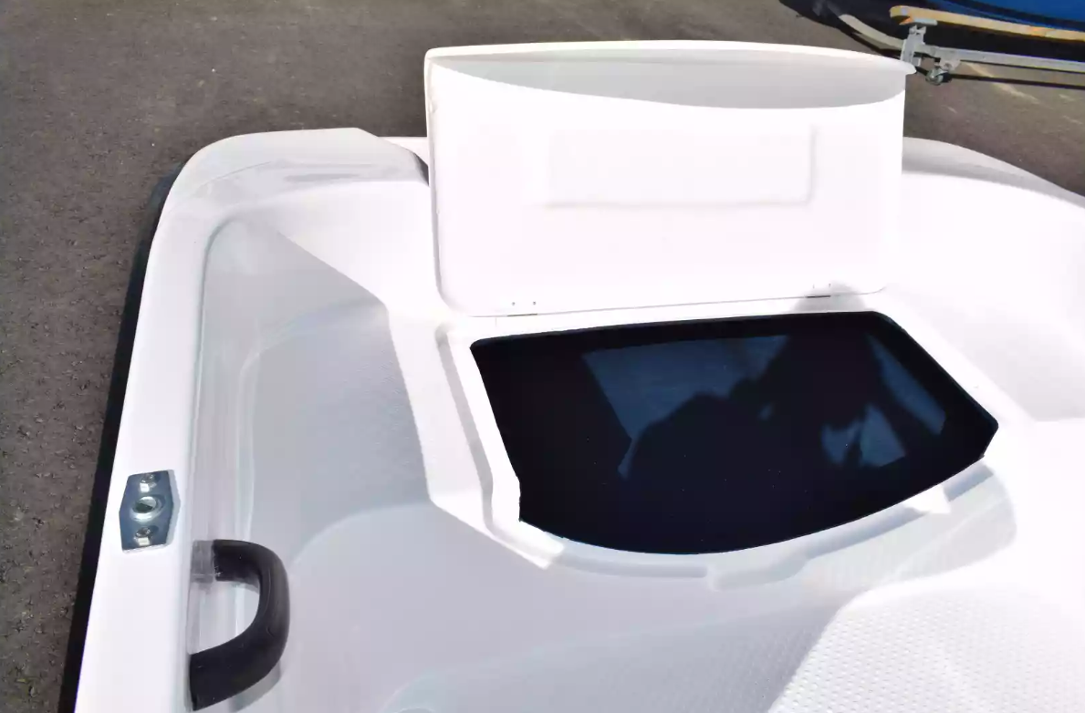 Стеклопластиковая лодка Пингвин (тримаран) в Новокузнецке