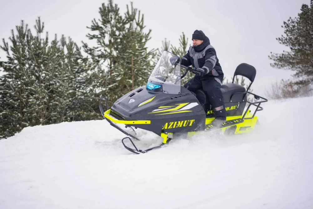 Миниснегоход Бурлак Азимут 24 л.с. , эл.запуск, реверс, тормоз гидравл, капот черный в Новокузнецке