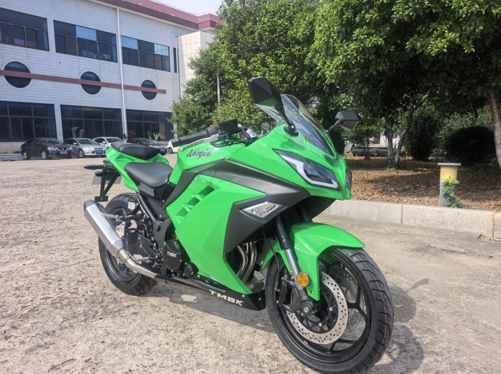 Мотоцикл TMBK Ninja 400cc в Новокузнецке