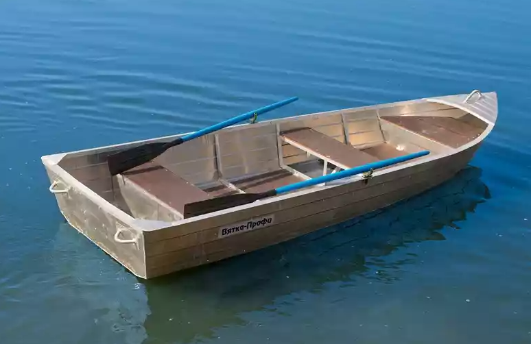 Алюминиевая лодка Вятка-Профи 32 в Новокузнецке
