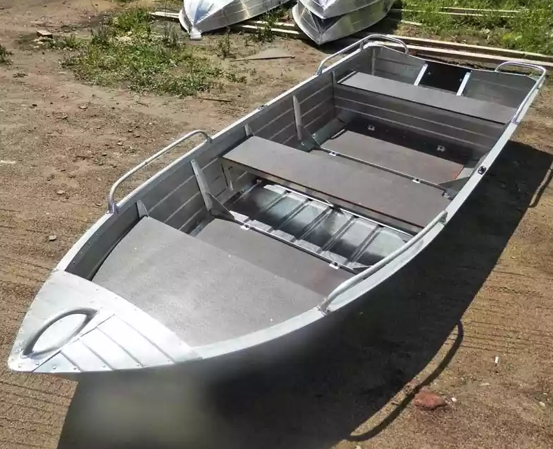 Алюминиевая лодка Вятка-Профи 37 в Новокузнецке