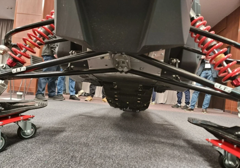 Снегоход AODES Siberiacross 1000 SWT 600mm LCD 6.8 в Новокузнецке