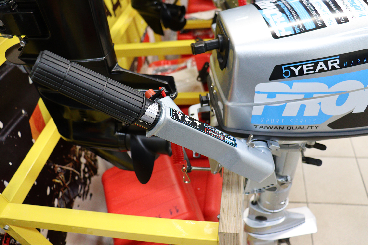 Лодочный мотор PROMAX SP5FHS (внешний бак 12 л) в Новокузнецке