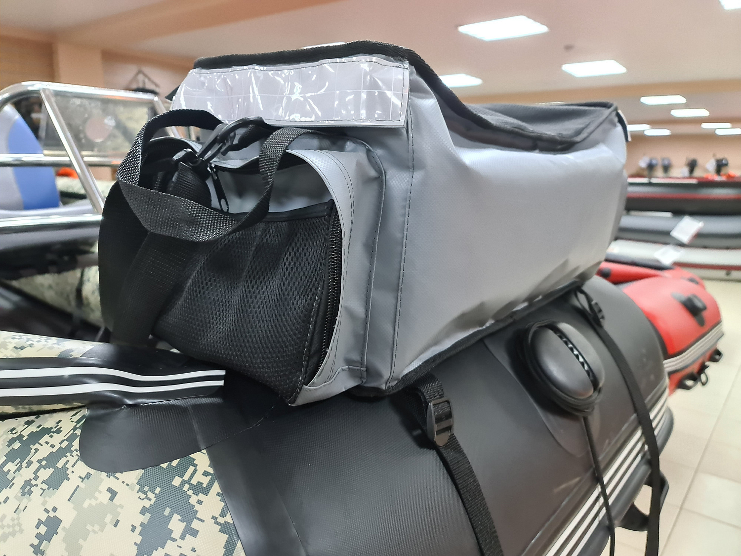 СУМКА ЛЮКС НА БАЛЛОН ДЛЯ ЛОДОК ПВХ 50Х25Х25 СМ в Новокузнецке