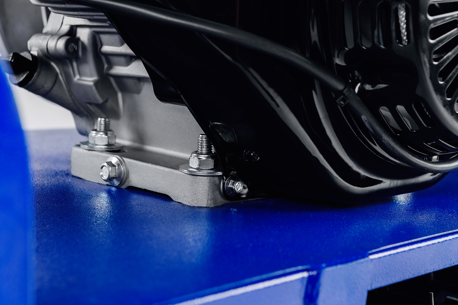 Мотобуксировщик SNOW DOG 17 с эл. запуском (DINKING) в Новокузнецке