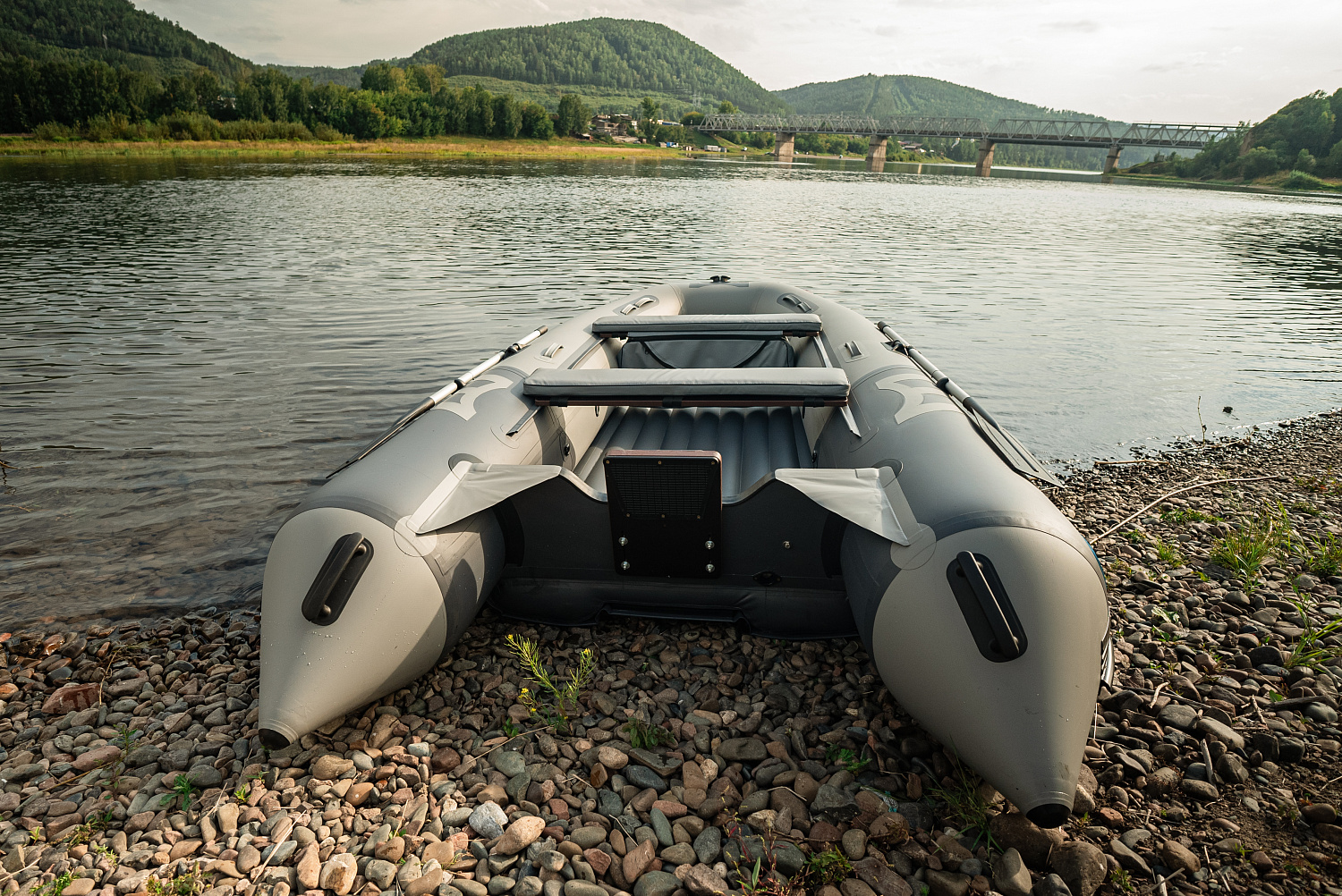 Лодка MISHIMO RIVER JET 390 под водомет в Новокузнецке