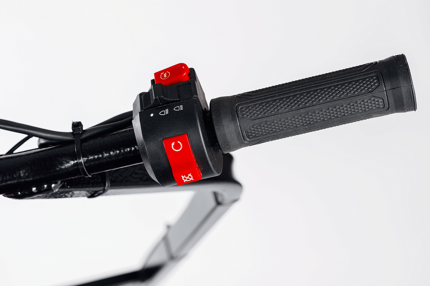 МОТОБУКСИРОВЩИК IKUDZO LONG 2.0 1700/500 EKR20 в Новокузнецке