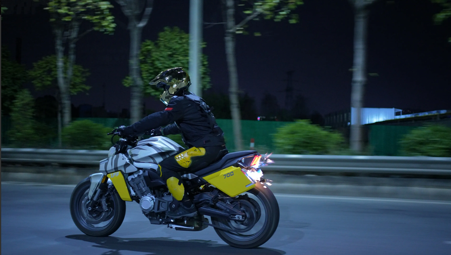 Мотоцикл Benda LFS 700 в Новокузнецке